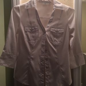 Nice white button up😘